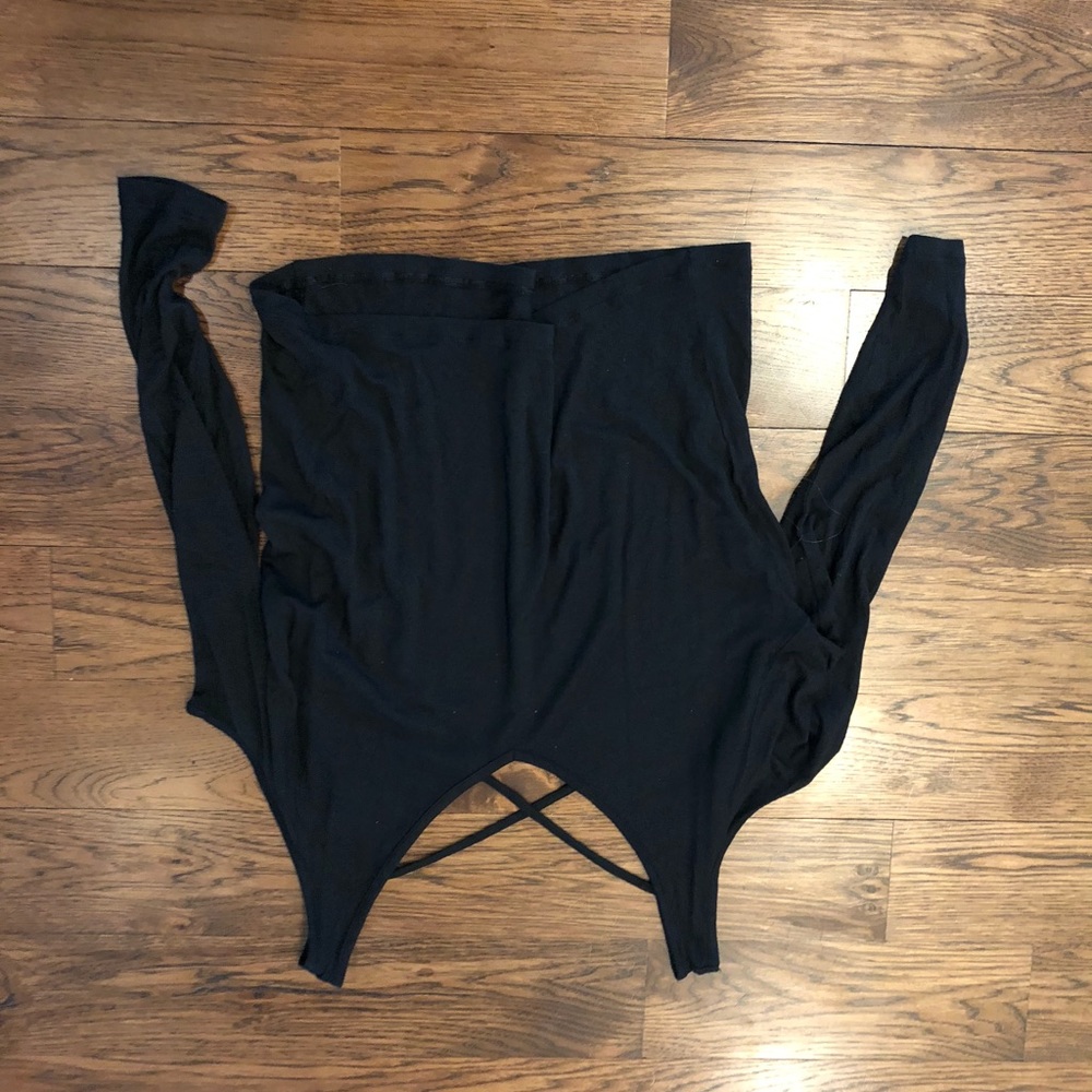 Express shoulder cut out top
